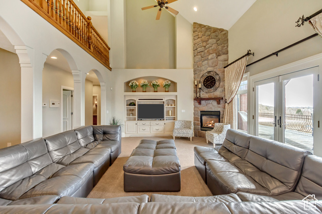 Photo 9 for MLS #2069388 at 196 S Holly Dr