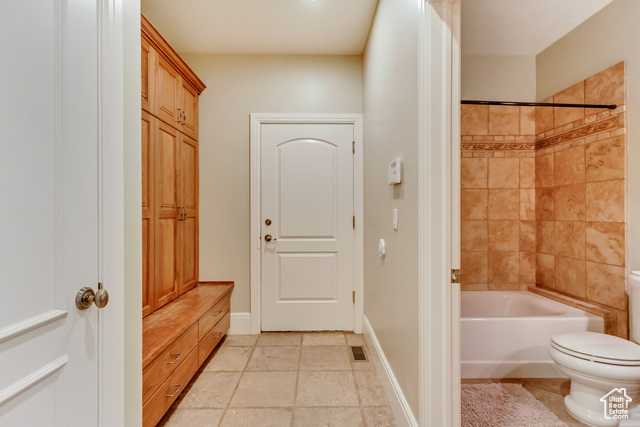 Photo 19 for MLS #2069388 at 196 S Holly Dr