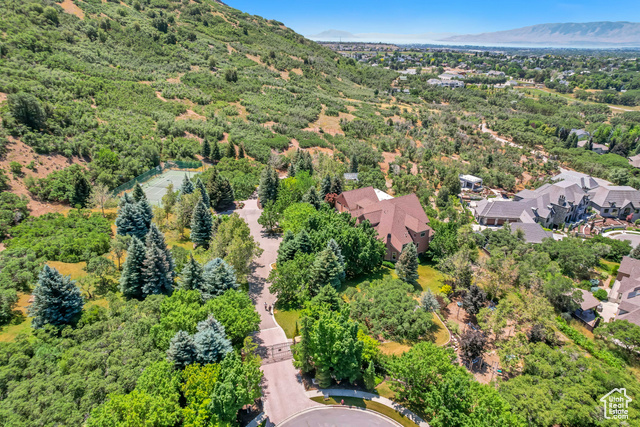 Photo 106 for MLS #2069388 at 196 S Holly Dr