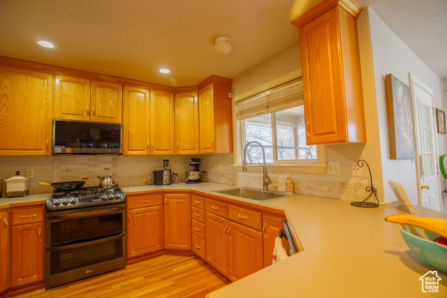 Photo 15 for MLS #2069405 at 3488 E Fairway Ln