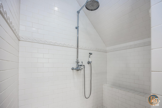 Photo 31 for MLS #2069421 at 197 N 200 West
