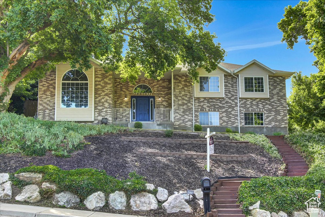 5772 OAKWOOD DR, South Ogden UT 84405