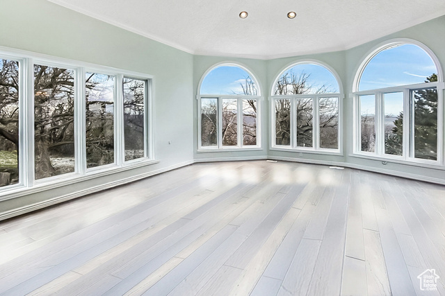 Photo 6 for MLS #2069473 at 6464 Bybee Dr