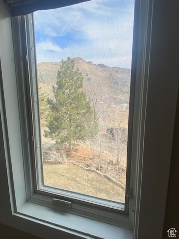 Photo 32 for MLS #2069506 at 653 Spring Canyon Rd