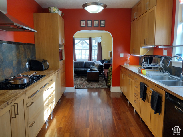 Photo 14 for MLS #2069506 at 653 Spring Canyon Rd