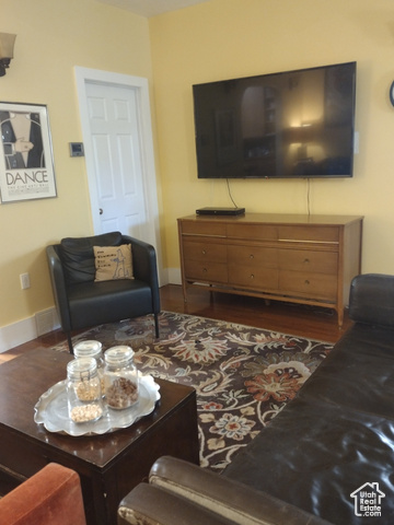 Photo 21 for MLS #2069506 at 653 Spring Canyon Rd
