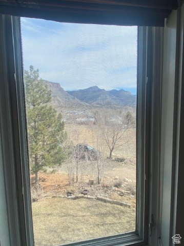 Photo 31 for MLS #2069506 at 653 Spring Canyon Rd