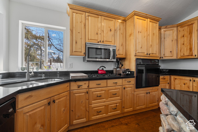 Photo 9 for MLS #2069628 at 7494 Brook Hollow Loop Rd