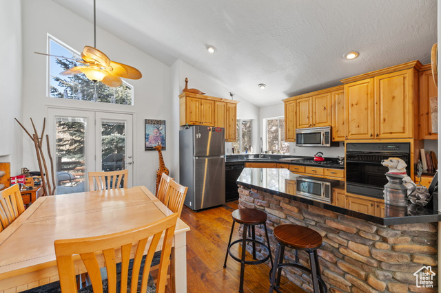 Photo 8 for MLS #2069628 at 7494 Brook Hollow Loop Rd