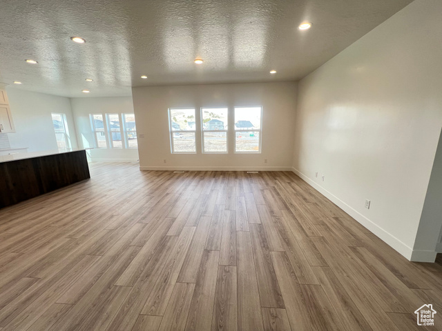 Photo 9 for MLS #2069832 at 1550 S White Sage Dr #323