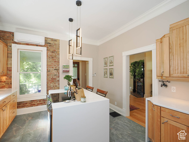 Photo 12 for MLS #2069874 at 258 N J St