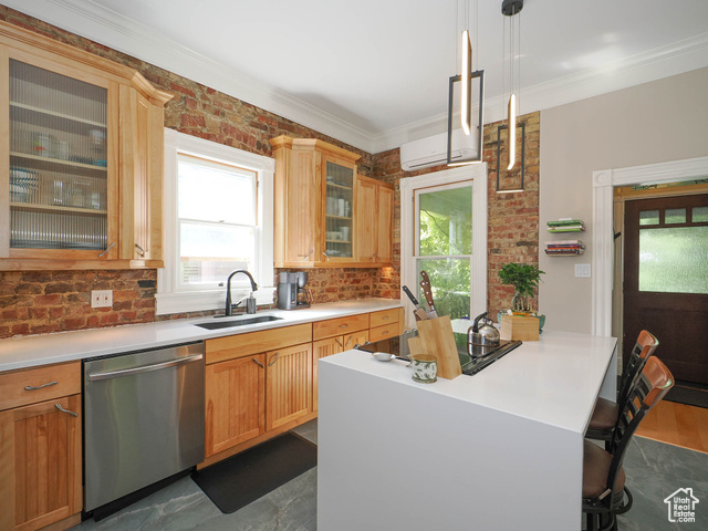 Photo 13 for MLS #2069874 at 258 N J St