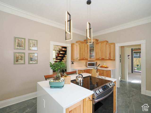 Photo 11 for MLS #2069874 at 258 N J St