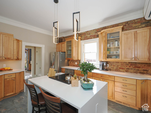 Photo 10 for MLS #2069874 at 258 N J St