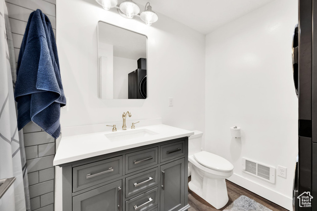 Photo 35 for MLS #2069994 at 1072 S 925 East