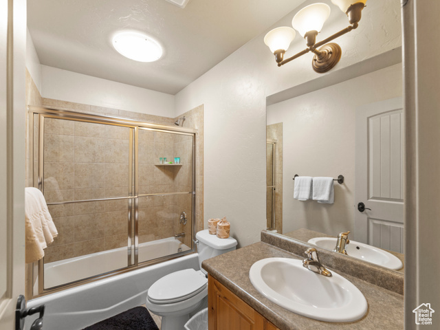Photo 23 for MLS #2070035 at 2 Desert Wind Dr #2