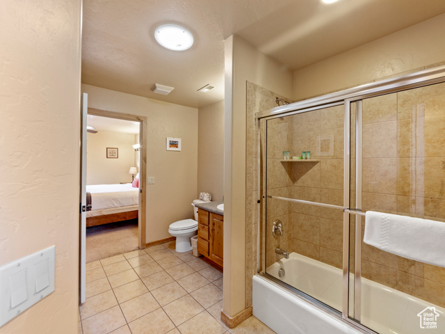Photo 18 for MLS #2070035 at 2 Desert Wind Dr #2