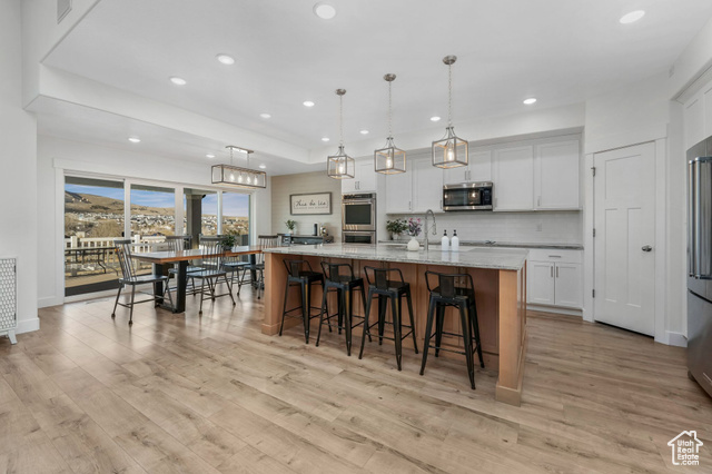 Photo 9 for MLS #2070087 at 3065 E Lake Vista Dr