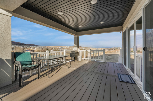 Photo 43 for MLS #2070087 at 3065 E Lake Vista Dr