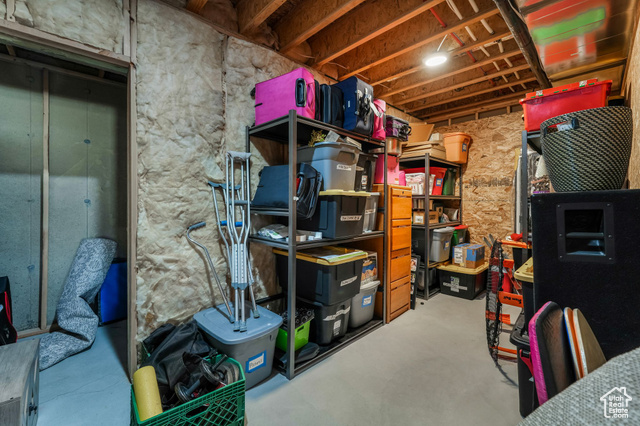 Photo 40 for MLS #2070087 at 3065 E Lake Vista Dr