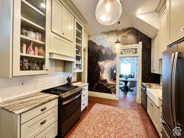 Photo 23 for MLS #2070117 at 116 E 100 South