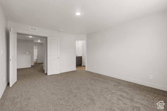 Photo 10 for MLS #2070157 at 4002 S Woodland Ave #348