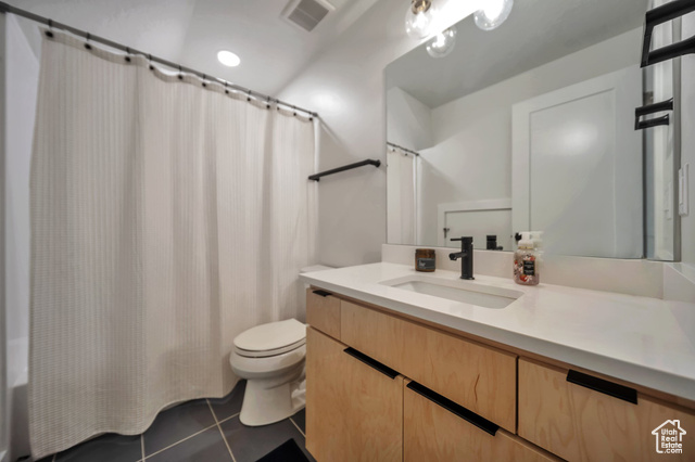 Photo 27 for MLS #2070181 at 869 S Washington St #101
