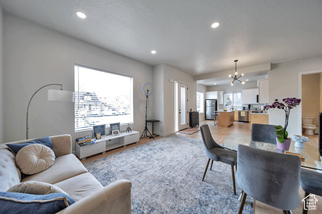 Photo 3 for MLS #2070181 at 869 S Washington St #101