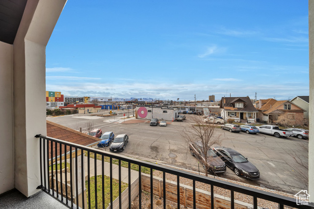 Photo 2 for MLS #2070181 at 869 S Washington St #101