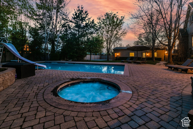 Photo 33 for MLS #2070285 at 2620 E Casto Ln
