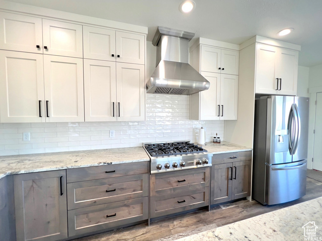 Photo 13 for MLS #2070383 at 833 W Sunrise Cir