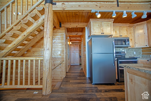 Photo 14 for MLS #2070423 at 3186 S Sweetwater Pkwy