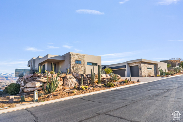 Photo 45 for MLS #2070440 at 2523 E Marble Dr