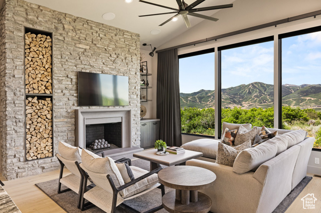 11503 N SOARING HAWK LN, Hideout UT 84036