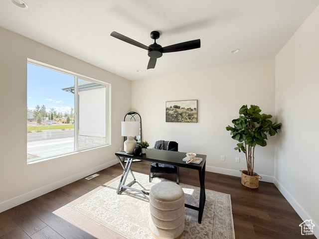Photo 9 for MLS #2070560 at 454 W 2520 North #325