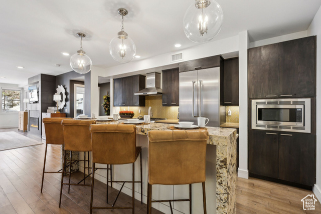 Photo 8 for MLS #2070598 at 820 Park Ave #203