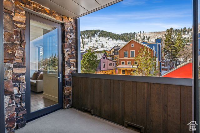 Photo 15 for MLS #2070598 at 820 Park Ave #203
