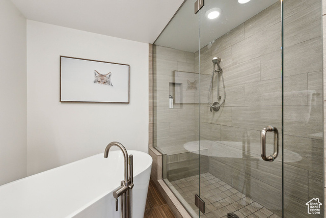 Photo 22 for MLS #2070598 at 820 Park Ave #203