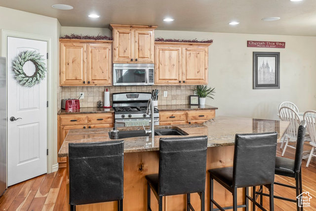 Photo 3 for MLS #2070654 at 955 W 720 North