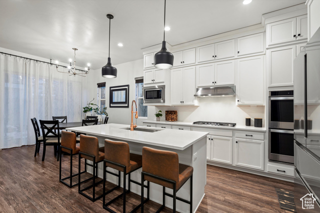 Photo 9 for MLS #2070661 at 4823 W Mossley Dr