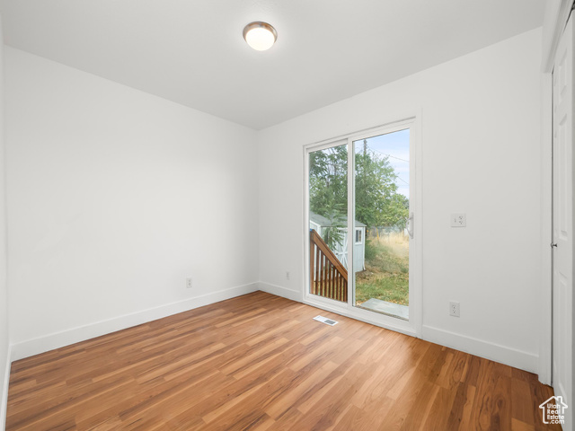 Photo 13 for MLS #2070671 at 87 N Glenwood Ave