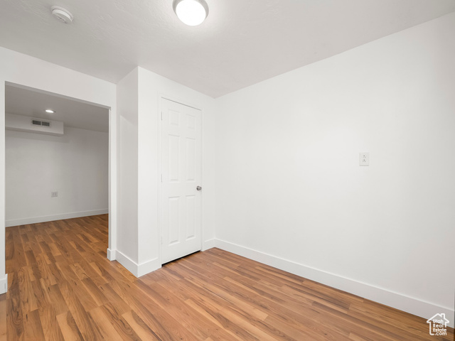 Photo 19 for MLS #2070671 at 87 N Glenwood Ave