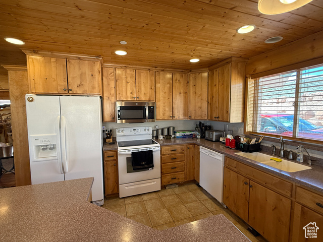 Photo 24 for MLS #2070720 at 8043 E Badger Dr
