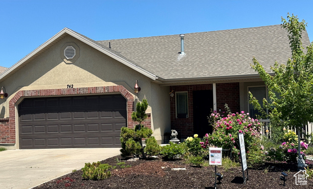 742 N STONNE LN, Kaysville UT 84037