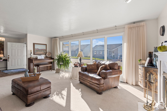 Photo 5 for MLS #2070801 at 643 E 1280 North