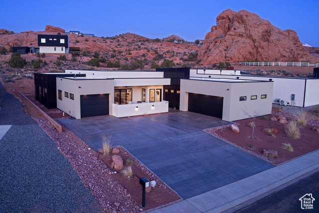 Photo 40 for MLS #2070837 at 2195 S Salida Del Sol
