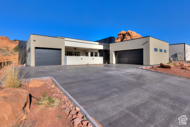 Photo 3 for MLS #2070837 at 2195 S Salida Del Sol