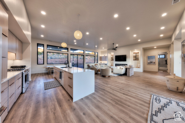 Photo 16 for MLS #2070837 at 2195 S Salida Del Sol