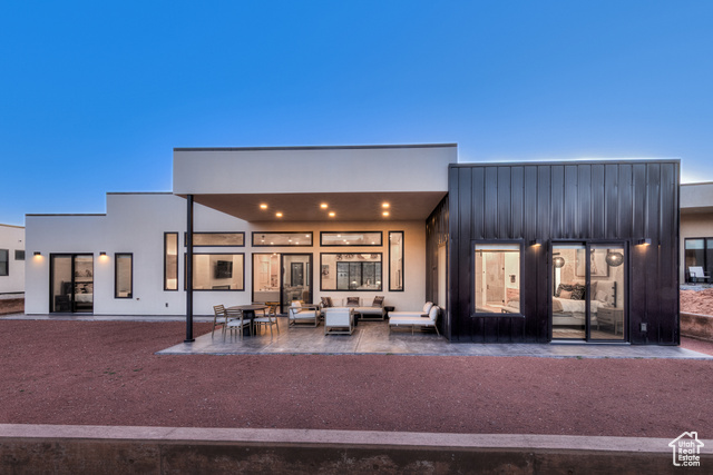 Photo 2 for MLS #2070837 at 2195 S Salida Del Sol
