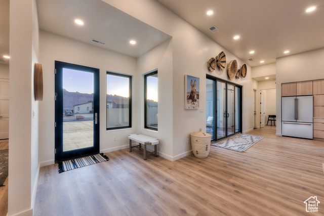Photo 6 for MLS #2070837 at 2195 S Salida Del Sol